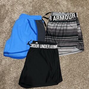 3 Under Armour Shorts Women’s Medium